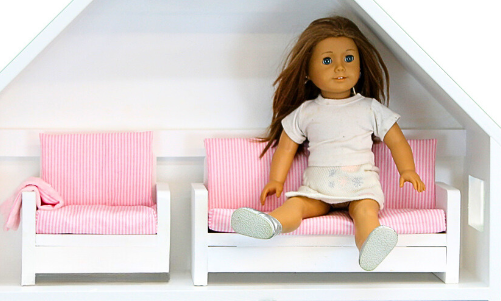 American store doll couch